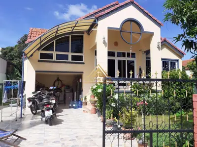 House at Soi Saim Country Club for SALE 3 beds - Haus - East Pattaya - 