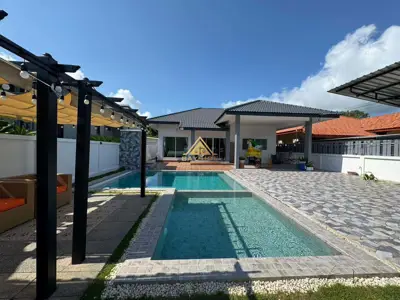 Pool Villa house for sale in Sattahip - Haus - Sattahip - 