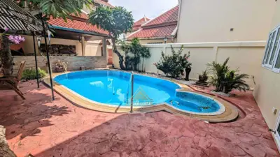 Beautiful 2 Storey Pool Villa 4 Beds in Pratumnak for SALE - Haus - Пратамнак - 