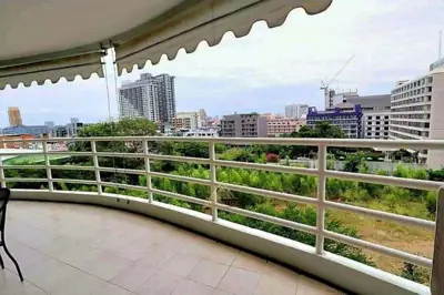 View Talay 6 Pattaya Beach 2 Beds for SALE - Eigentumswohnung - Central Pattaya - 