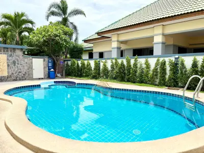 Pool Villa 3 Bedrooms for SALE - Eigentumswohnung - Nong Pla Lai - 